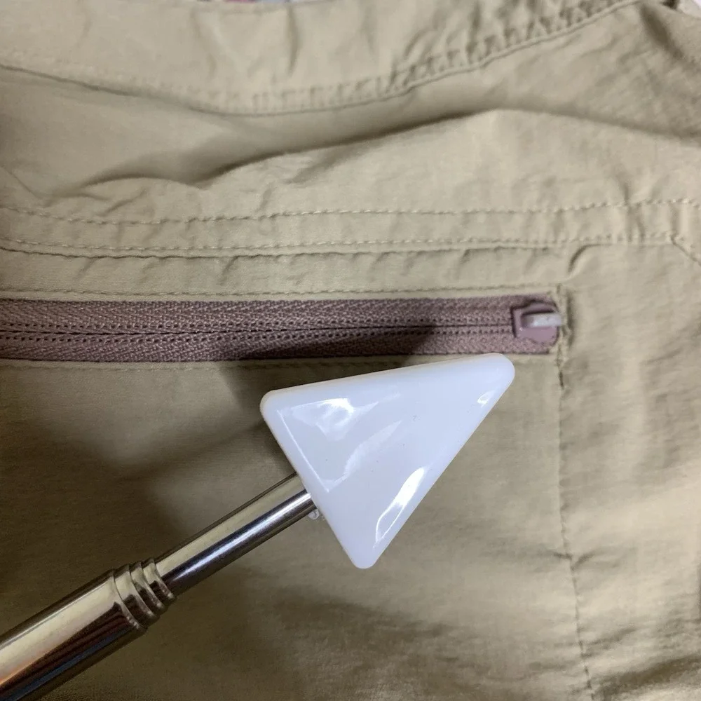 Simms Fishing Shorts Large Khaki Lightweight Flex Waist Outdoor Busted Zippers*
